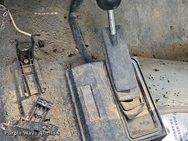 image for item LW9726 1986 Chevrolet D30  pickup truck