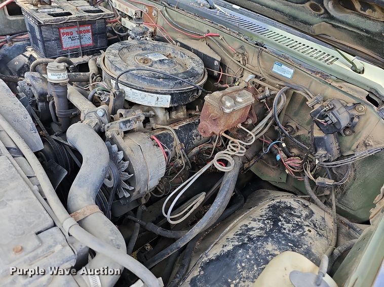 image for item LW9726 1986 Chevrolet D30  pickup truck