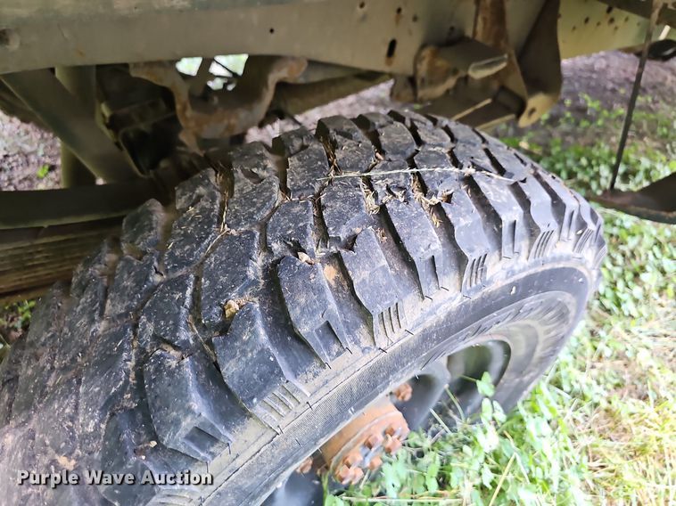 image for item LW9726 1986 Chevrolet D30  pickup truck