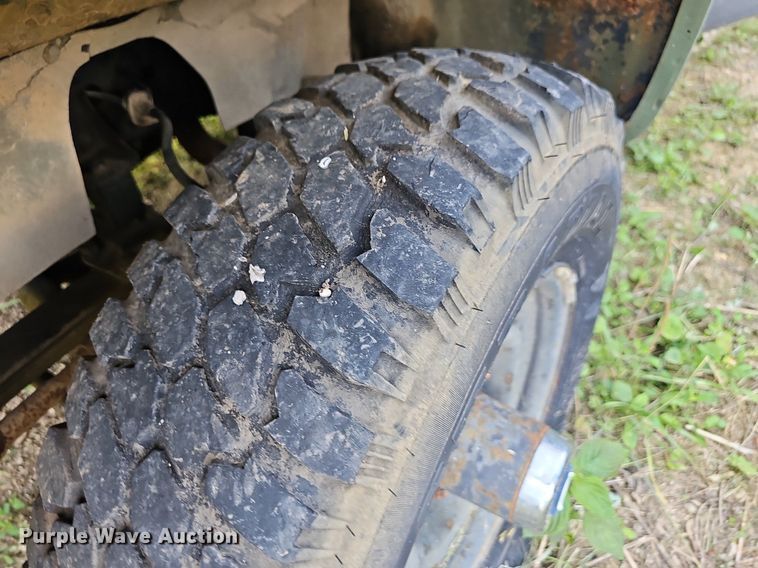 image for item LW9726 1986 Chevrolet D30  pickup truck