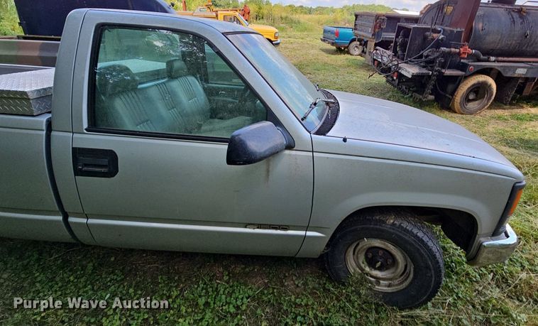 image for item LW9727 1997 Chevrolet C1500  pickup truck