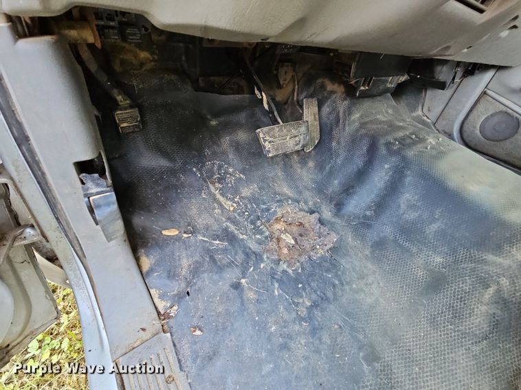 image for item LW9727 1997 Chevrolet C1500  pickup truck