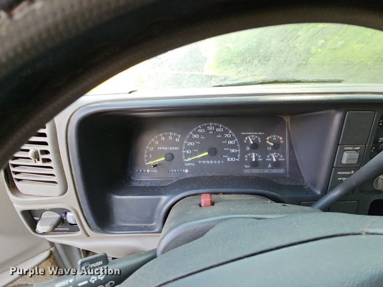 image for item LW9727 1997 Chevrolet C1500  pickup truck