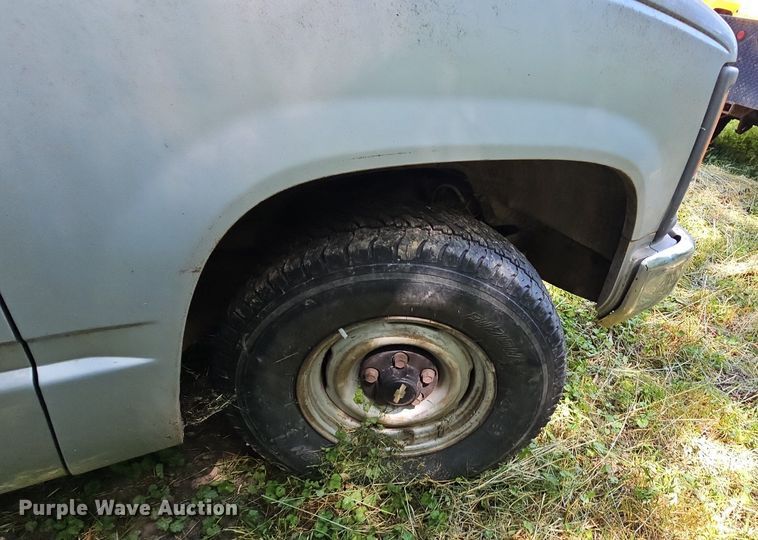 image for item LW9727 1997 Chevrolet C1500  pickup truck