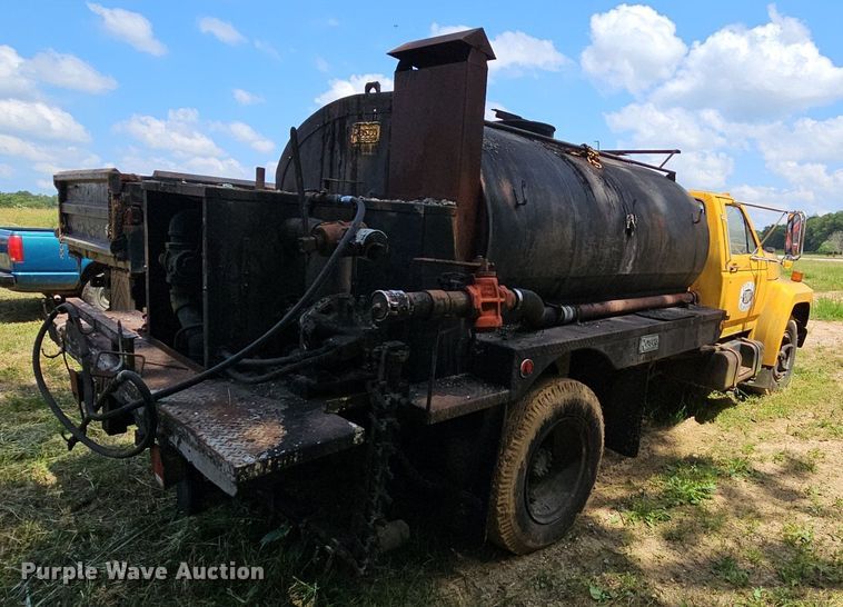 image for item LW9728 1980 Ford  oil distributor truck