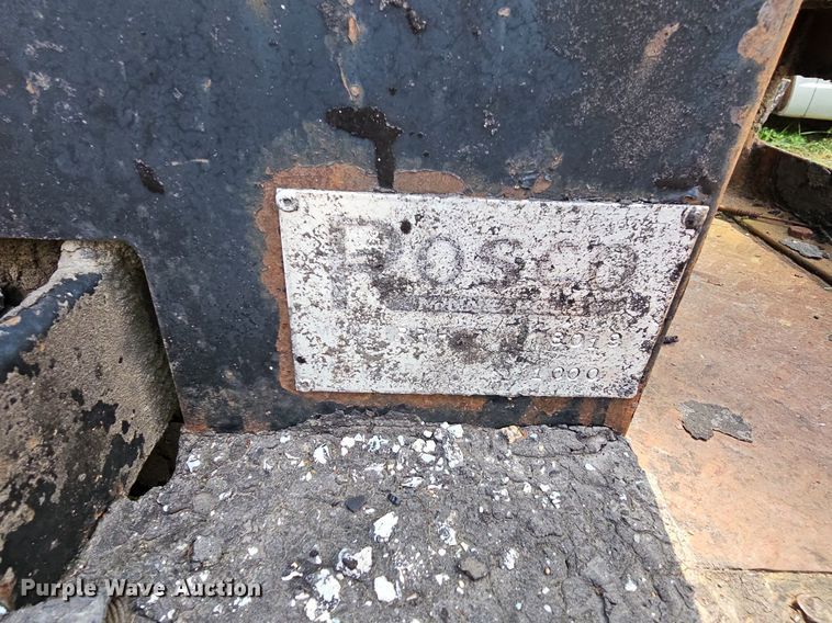 image for item LW9728 1980 Ford  oil distributor truck