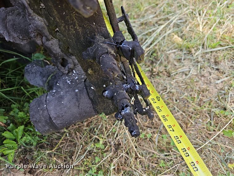 image for item LW9728 1980 Ford  oil distributor truck