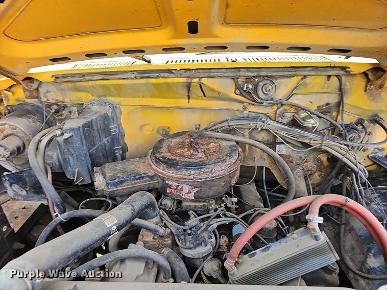 image for item LW9728 1980 Ford  oil distributor truck