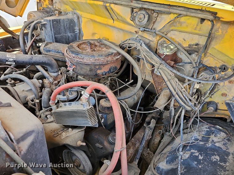 image for item LW9728 1980 Ford  oil distributor truck