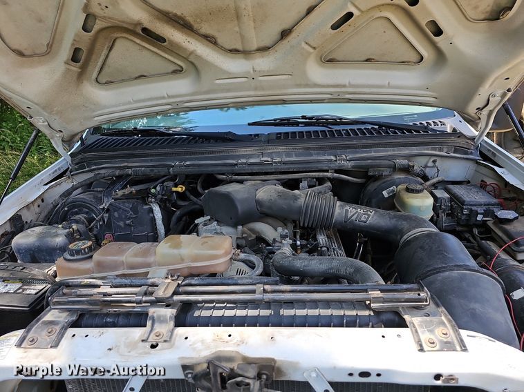 image for item LW9729 1999 Ford F350 Super Duty  flatbed pickup truck