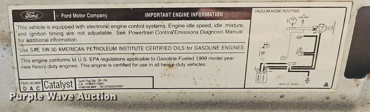 image for item LW9729 1999 Ford F350 Super Duty  flatbed pickup truck