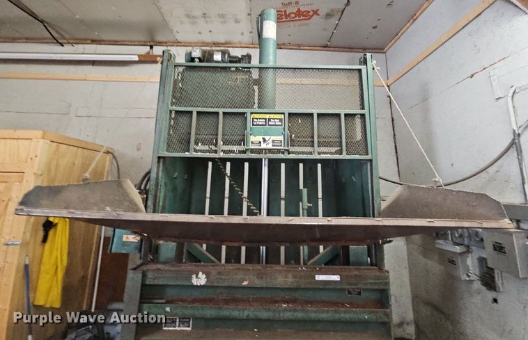 image for item LW9730 Selco  cardboard baler