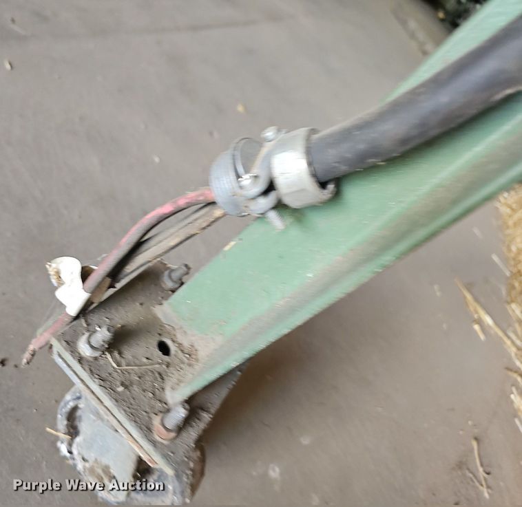 image for item LW9732 Prodeva Inc 400  plastic shredder