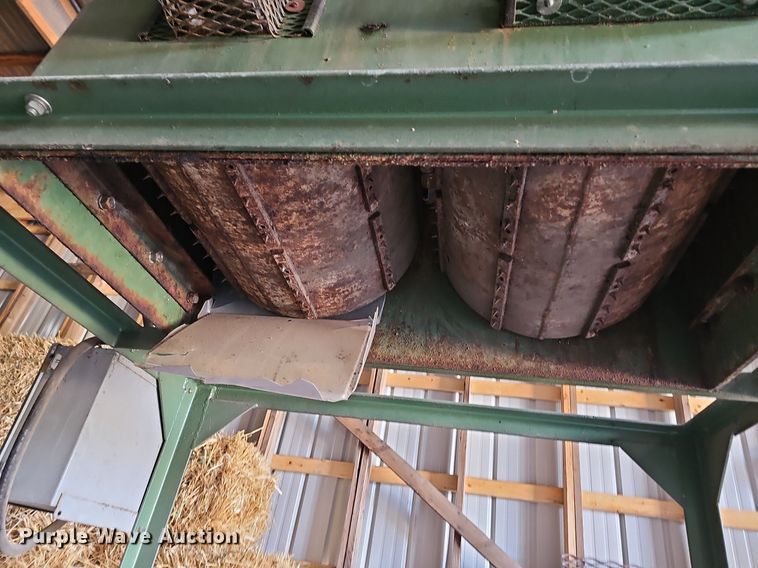 image for item LW9732 Prodeva Inc 400  plastic shredder