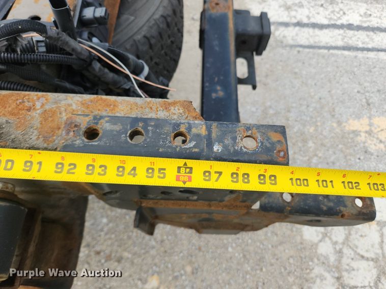 image for item LX9744 2016 Chevrolet Silverado 2500  Double Cab pickup truck cab and chassis