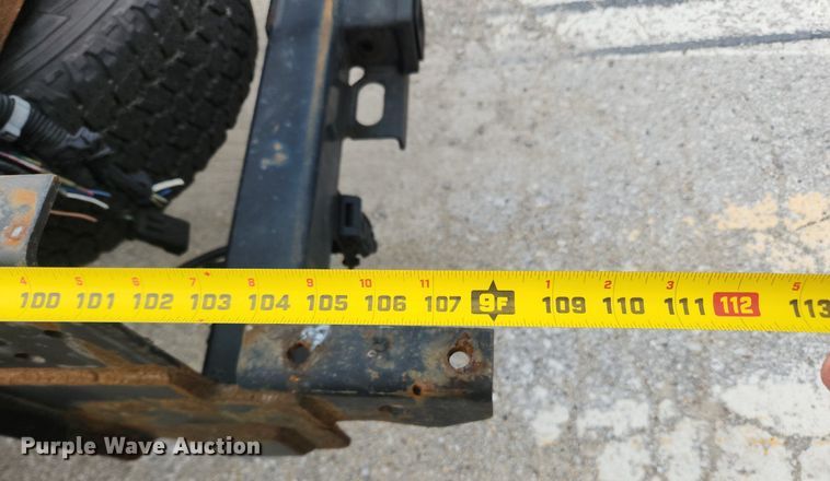 image for item LX9744 2016 Chevrolet Silverado 2500  Double Cab pickup truck cab and chassis