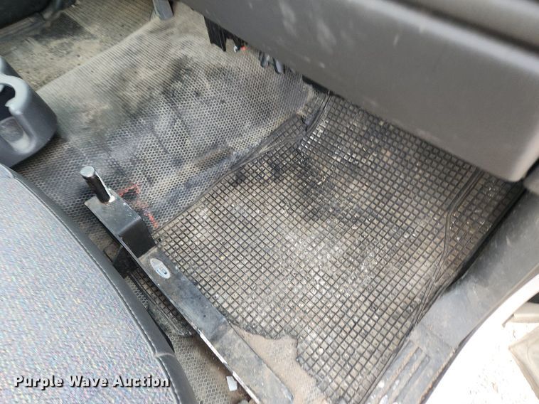 image for item LX9746 2005 Chevrolet Silverado 1500  pickup truck