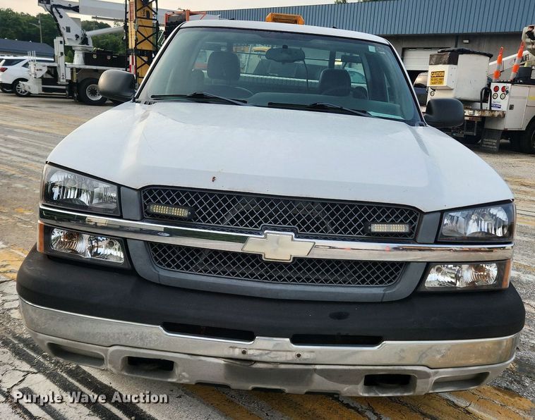 image for item LX9747 2005 Chevrolet Silverado 1500  pickup truck