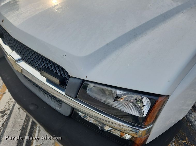 image for item LX9747 2005 Chevrolet Silverado 1500  pickup truck