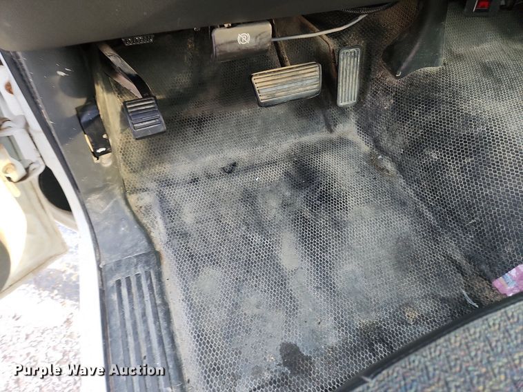 image for item LX9747 2005 Chevrolet Silverado 1500  pickup truck