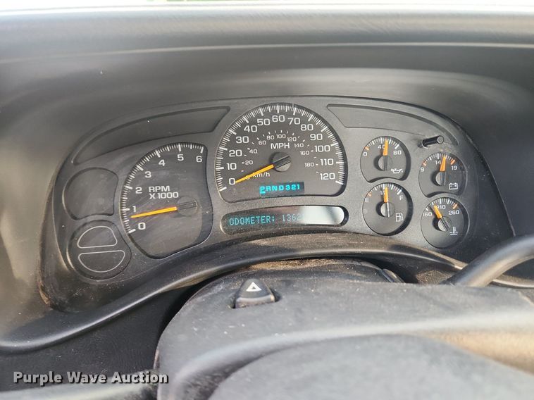 image for item LX9747 2005 Chevrolet Silverado 1500  pickup truck