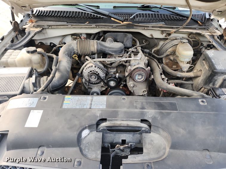 image for item LX9747 2005 Chevrolet Silverado 1500  pickup truck