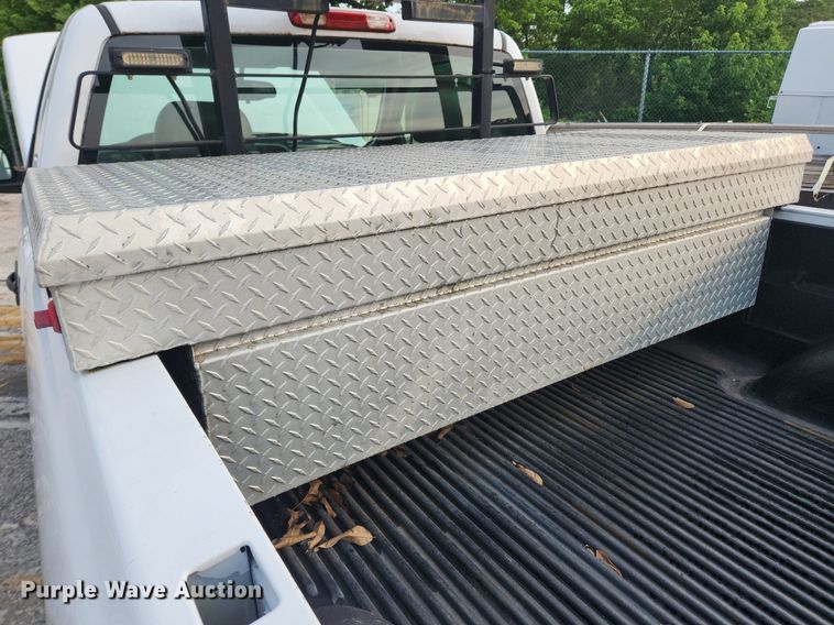 image for item LX9747 2005 Chevrolet Silverado 1500  pickup truck