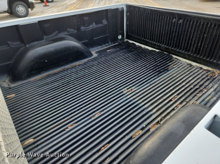 image for item LX9747 2005 Chevrolet Silverado 1500  pickup truck