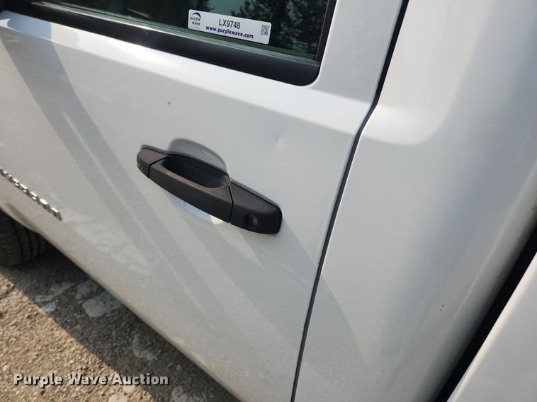 image for item LX9748 2008 Chevrolet Silverado 1500  pickup truck