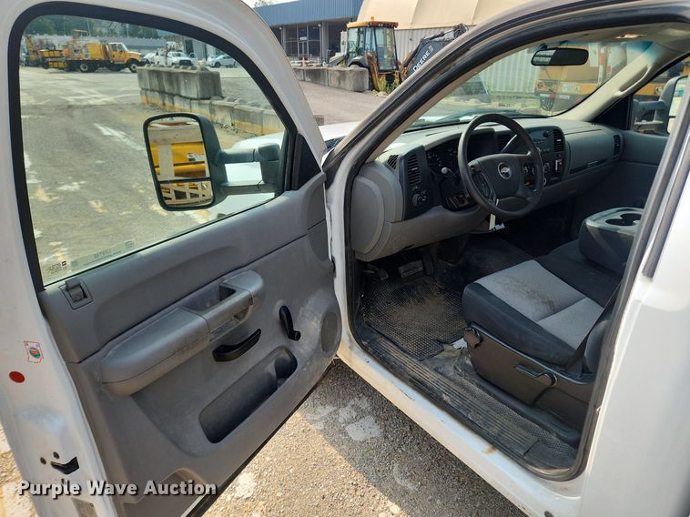 image for item LX9748 2008 Chevrolet Silverado 1500  pickup truck