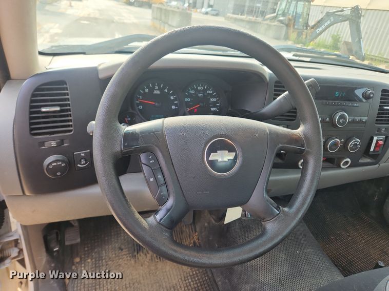 image for item LX9748 2008 Chevrolet Silverado 1500  pickup truck