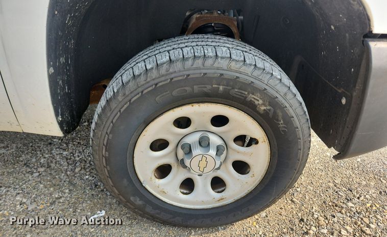 image for item LX9748 2008 Chevrolet Silverado 1500  pickup truck