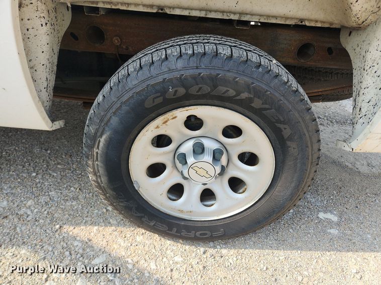 image for item LX9748 2008 Chevrolet Silverado 1500  pickup truck