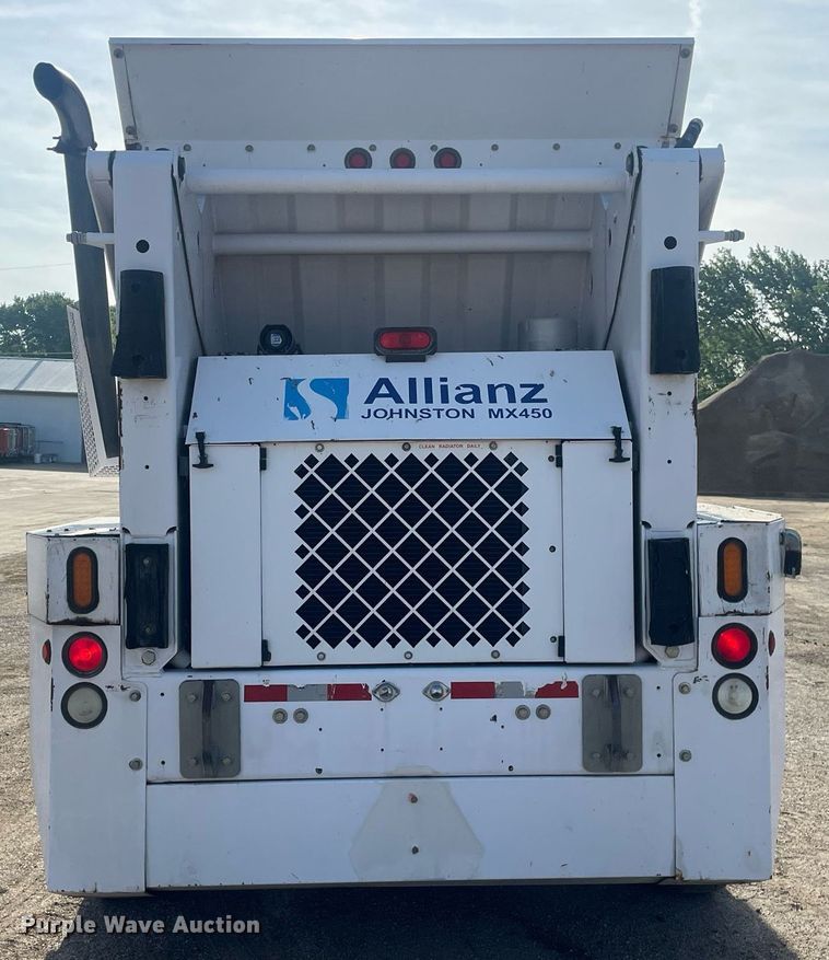 image for item LY9619 2009 Allianz Johnston MX450  street sweeper truck