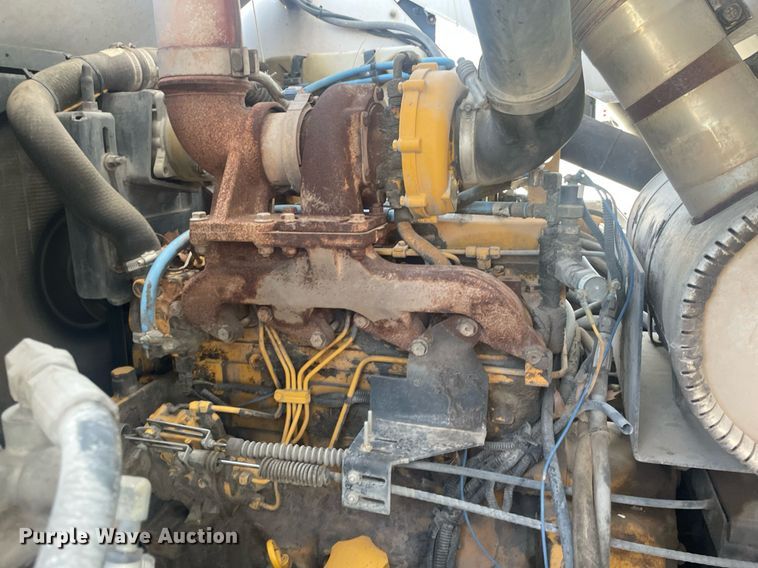 image for item LY9619 2009 Allianz Johnston MX450  street sweeper truck