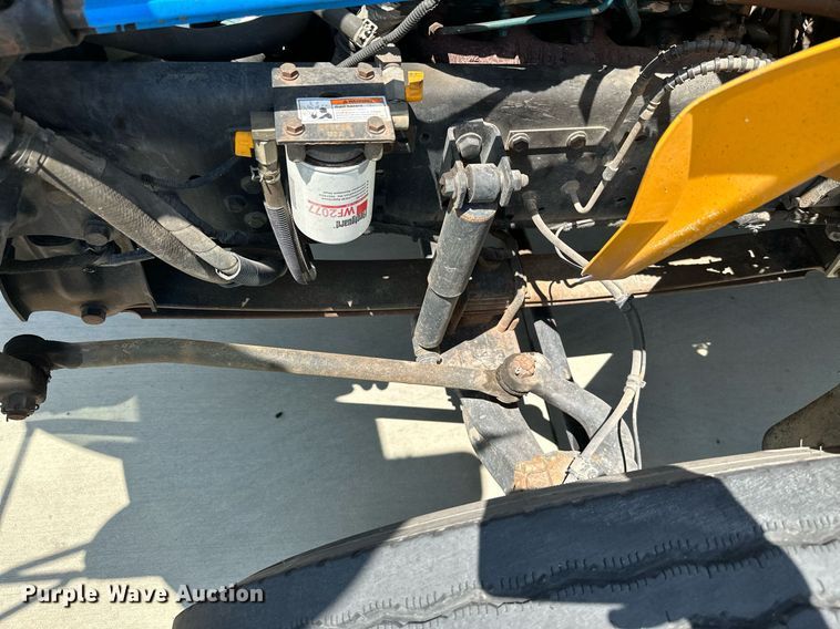 image for item MB9604 2005 IC CE200  school bus