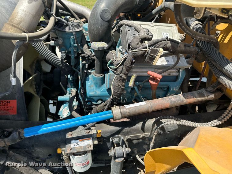 image for item MB9604 2005 IC CE200  school bus