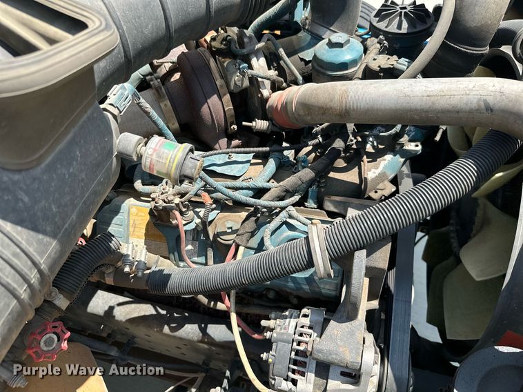 image for item MB9604 2005 IC CE200  school bus