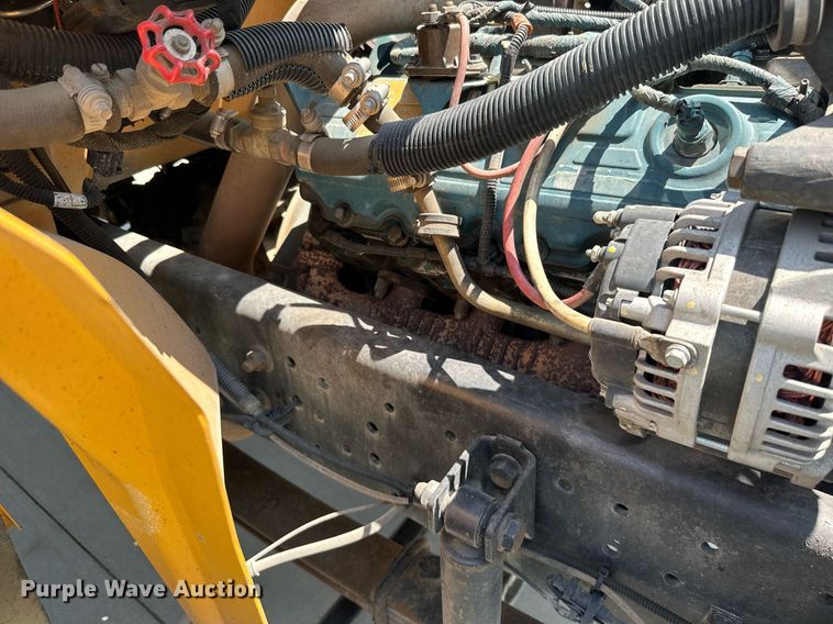 image for item MB9604 2005 IC CE200  school bus