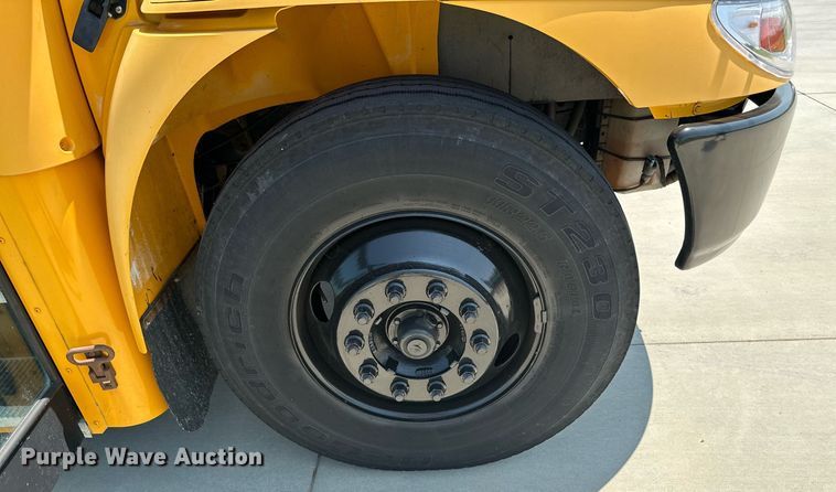 image for item MB9604 2005 IC CE200  school bus