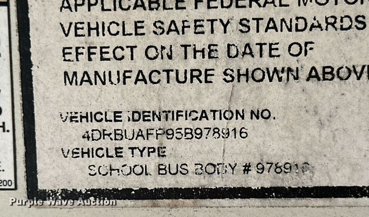 image for item MB9604 2005 IC CE200  school bus
