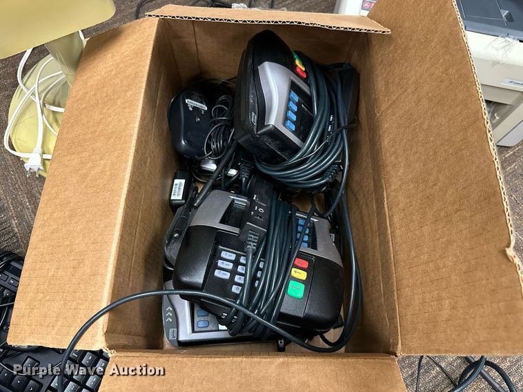 image for item MB9628 Office equipment