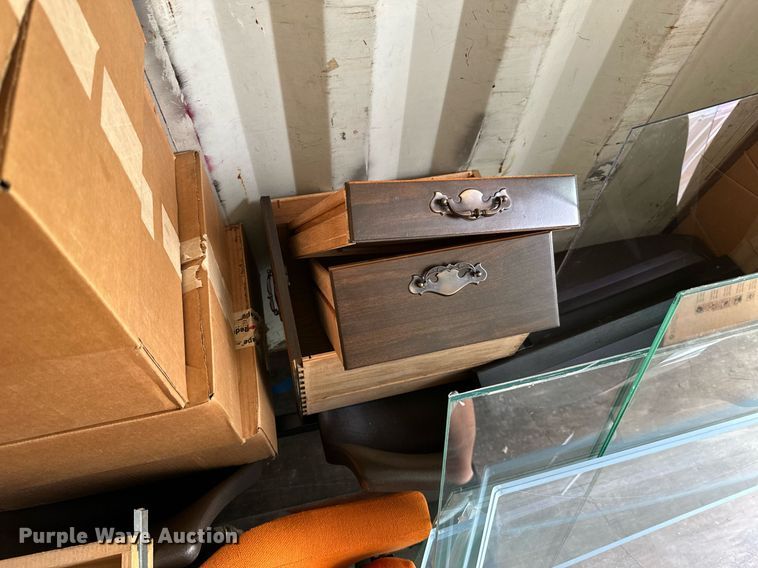 image for item MB9629 Furniture and equipment