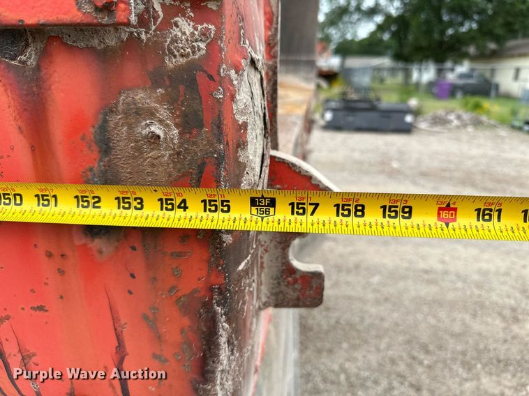 image for item MB9630 1997 International 4900  dump truck