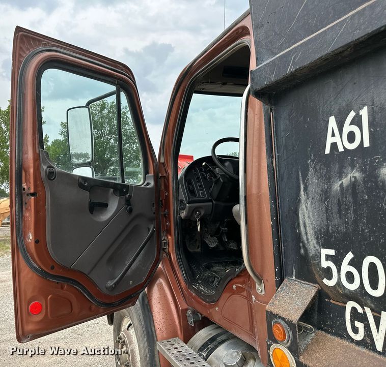 image for item MB9631 2011 Freightliner Business Class M2  dump truck