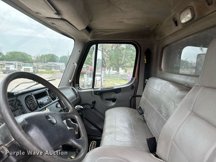 image for item MB9631 2011 Freightliner Business Class M2  dump truck