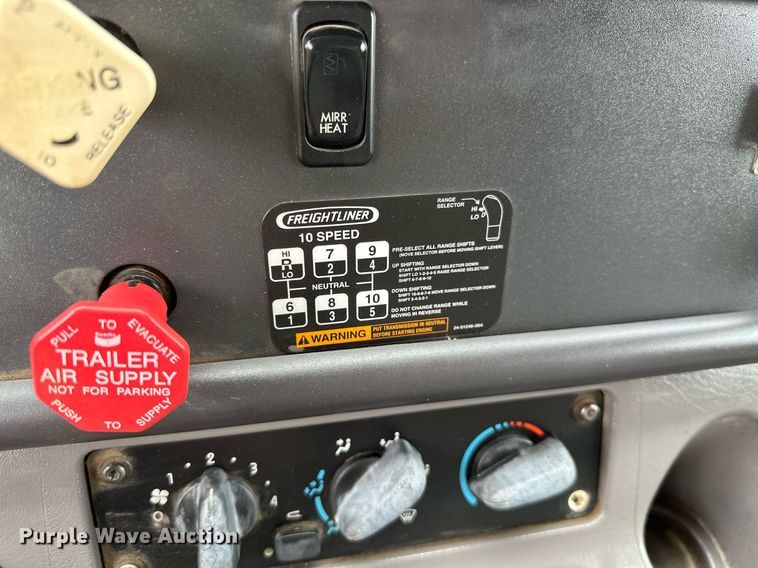 image for item MB9631 2011 Freightliner Business Class M2  dump truck