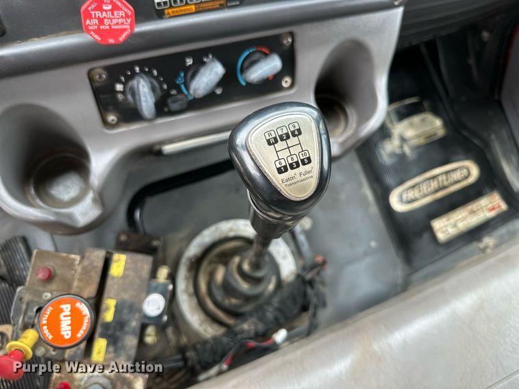 image for item MB9631 2011 Freightliner Business Class M2  dump truck