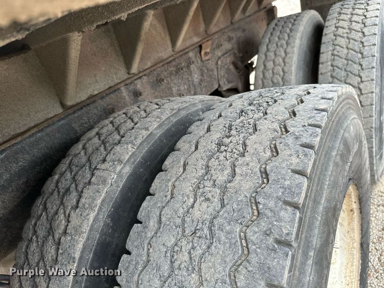 image for item MB9631 2011 Freightliner Business Class M2  dump truck