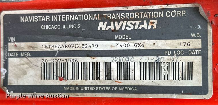 image for item MB9632 1997 International 4900  dump truck